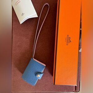 Hermes nano notebook bag charm/ blue+mauve Sylvester